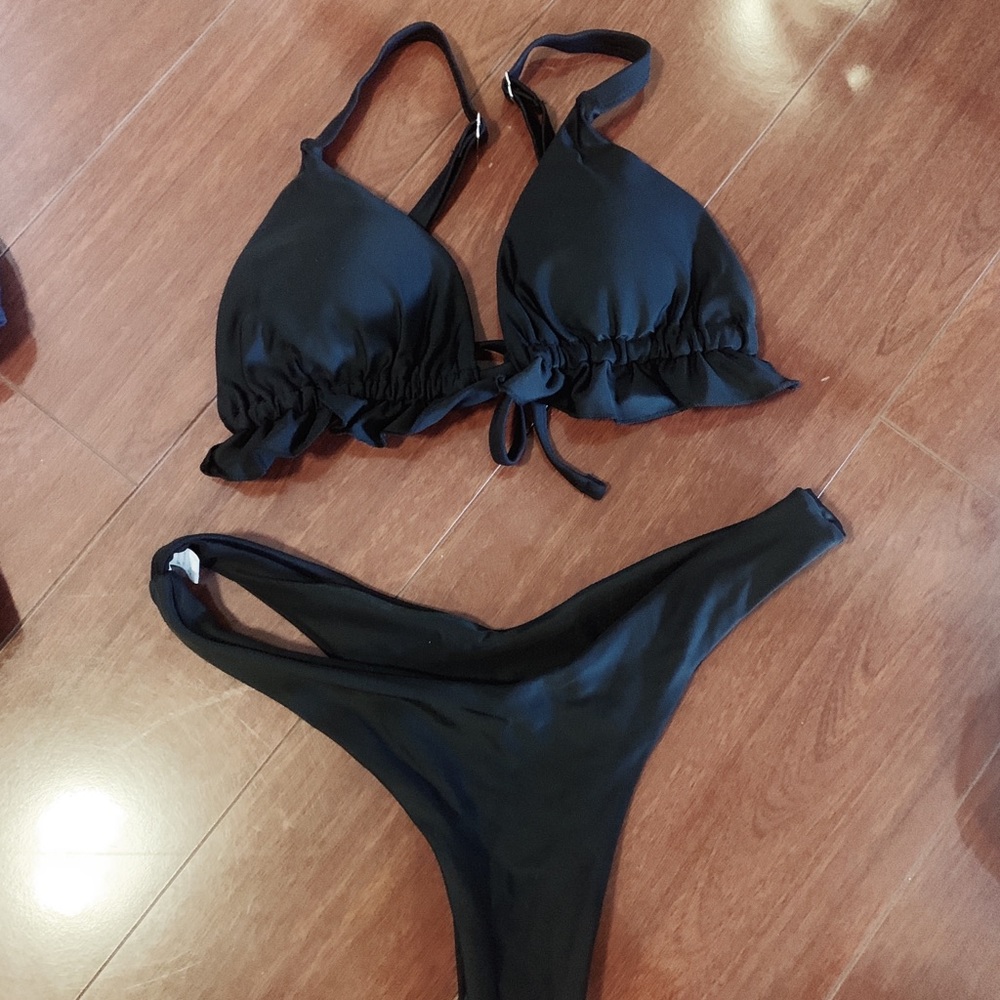 cute high-waisted black bikini set | S